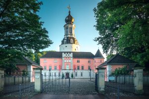 Oldenburg: Schloss Oldenburg Castle in Oldenburger Land